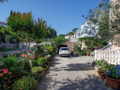 Apartment Beachfront Cozy Krk Apartment with Balcony - One Bedroom Apartment with Balcony - Outdoor photo 2