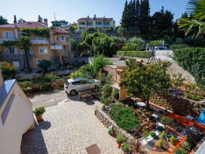 Apartment Beachfront Cozy Krk Apartment with Balcony - One Bedroom Apartment with Balcony - Outdoor photo 3