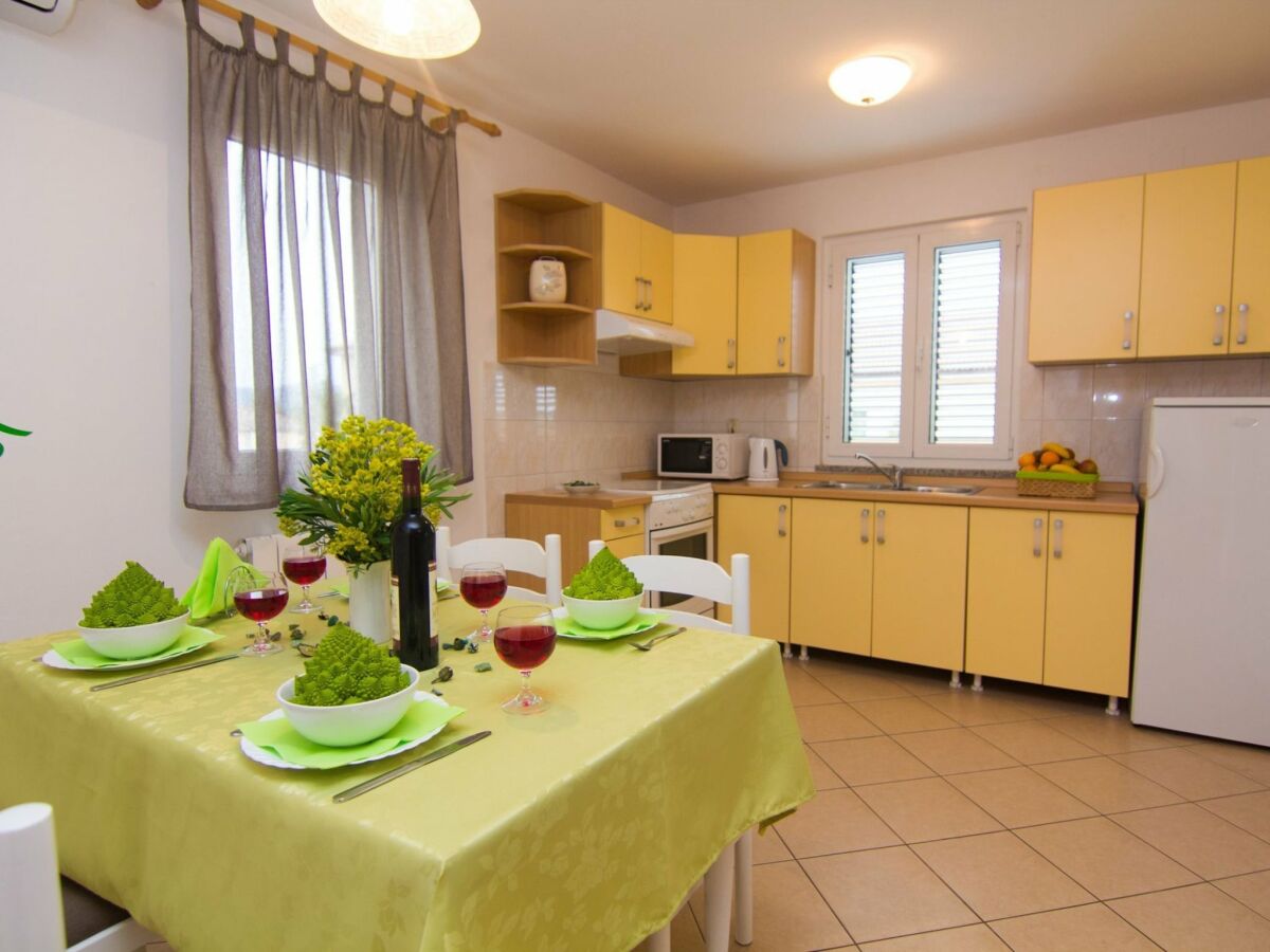 Apartment Refined and Timeless Krk Apartment with Terrace - Two Bedroom Apartment with Terrace - Features photo 4