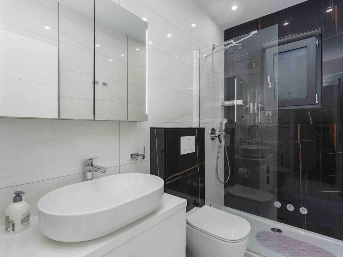 Apartment Luxury Beachfront Krk Apartments with Terrace - Studio Apartment with Terrace - Features photo 5