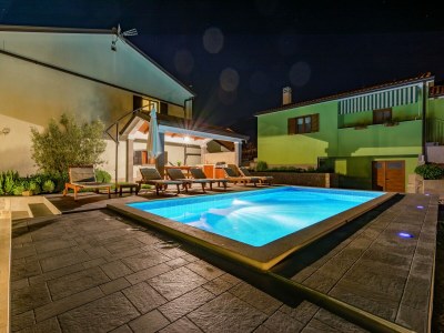 Apartment Apartment in Cerovlje near Zarecki Waterfall - Outdoor photo 6