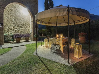 Farmhouse Family Villa close to Beaches and Lucca - Outdoor photo 14