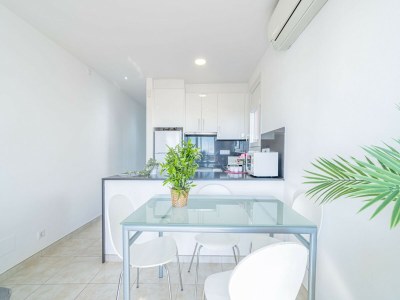 Apartment Stylish beachfront apartment in Ampuriabrava - Features photo 10