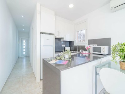 Apartment Stylish beachfront apartment in Ampuriabrava - Features photo 13