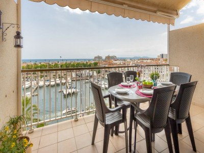 Apartment Apartment in Empuriabrava with Sea Views - Outdoor photo 44