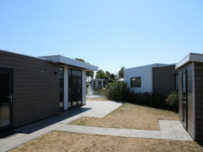 Holiday park Stilvolles Chalet mit Teichblick - Outdoor photo 3