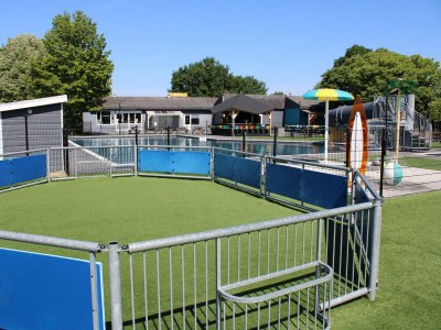 Holiday park Stilvolles Chalet mit Teichblick - Outdoor photo 40