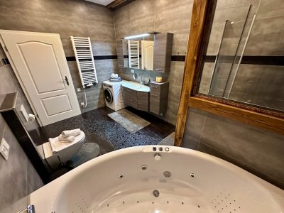 Holiday house Ferienhaus MILA - mit Pool, Sauna, Whirlwanne, 5000qm Privatgelände und Bolzplatz - Outdoor photo 10