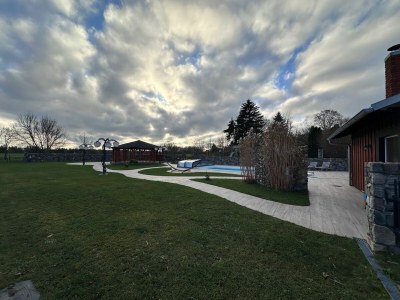 Holiday house Ferienhaus MILA - mit Pool, Sauna, Whirlwanne, 5000qm Privatgelände und Bolzplatz - Outdoor photo 29