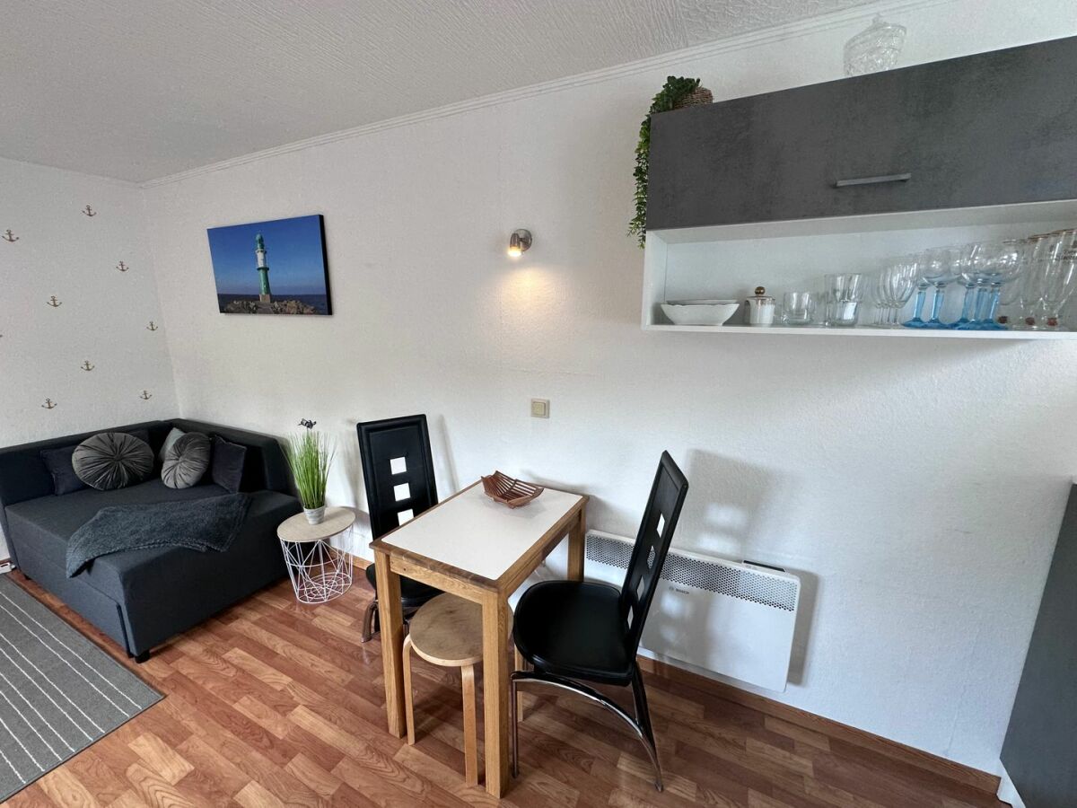 Holiday apartment "Neptun" Monteur- & Ferien Mini-Haus in Rostock - Outdoor photo 4