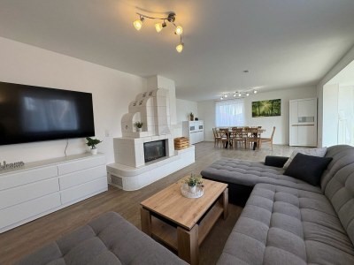 Holiday apartment Haus Ostseesprung - Fewo Sarah Hochparterre gratis WLAN, Parkplatz und gem. Garten - Outdoor photo 14