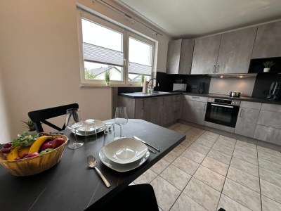 Holiday apartment Haus Ostseesprung - Fewo Sarah Hochparterre gratis WLAN, Parkplatz und gem. Garten - Outdoor photo 18