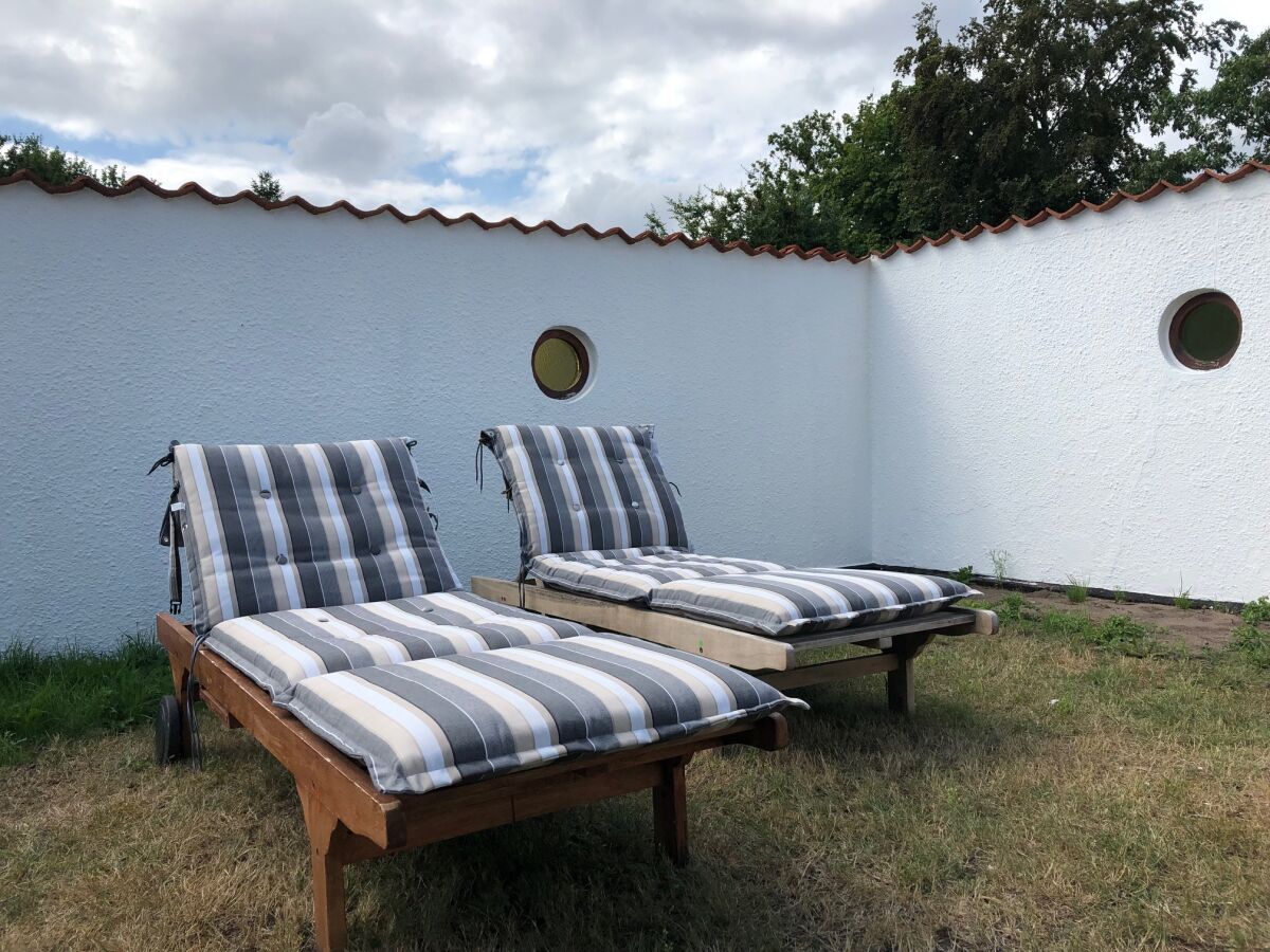 Holiday house No title