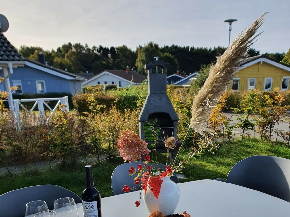 Holiday house Bootshus - Strandpark 15 - Outdoor photo 2