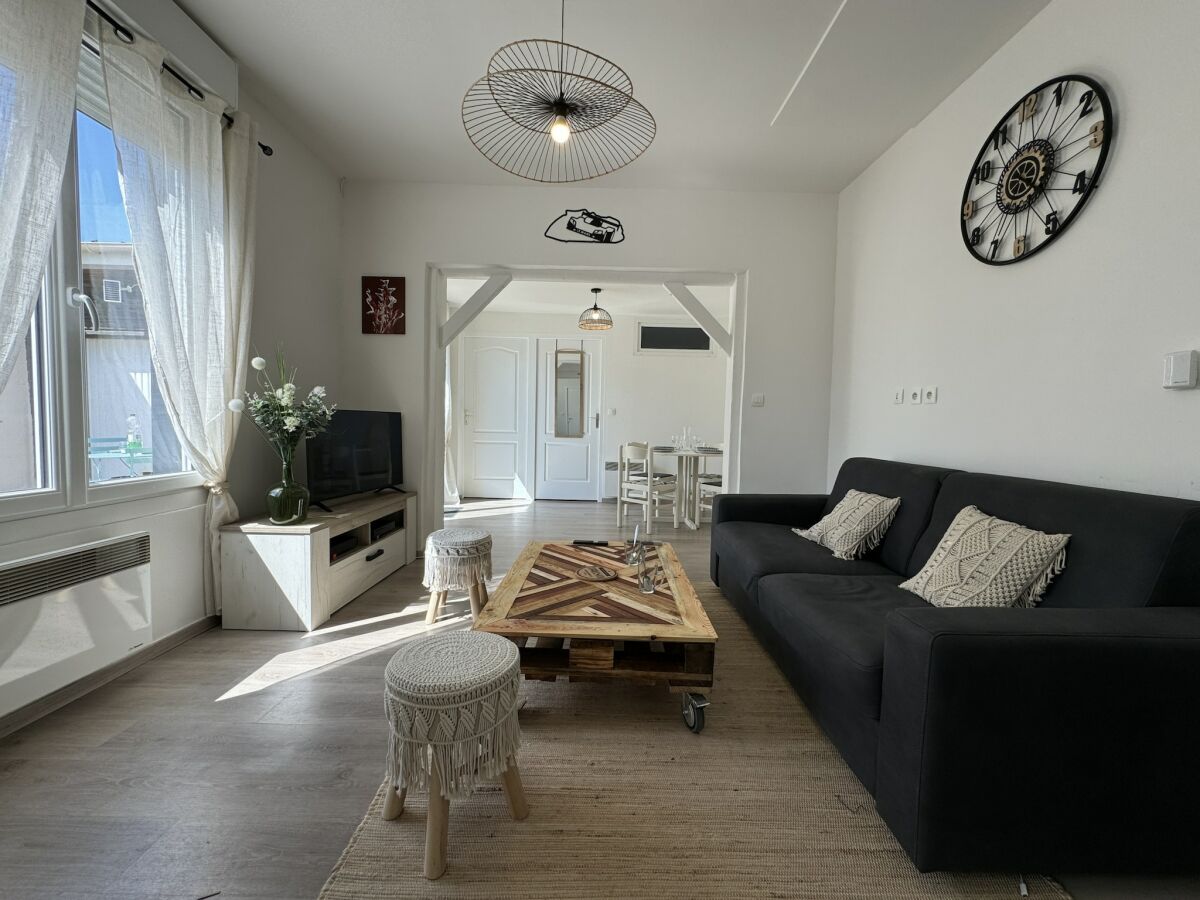 Holiday house House in Le Mans with Private Courtyard