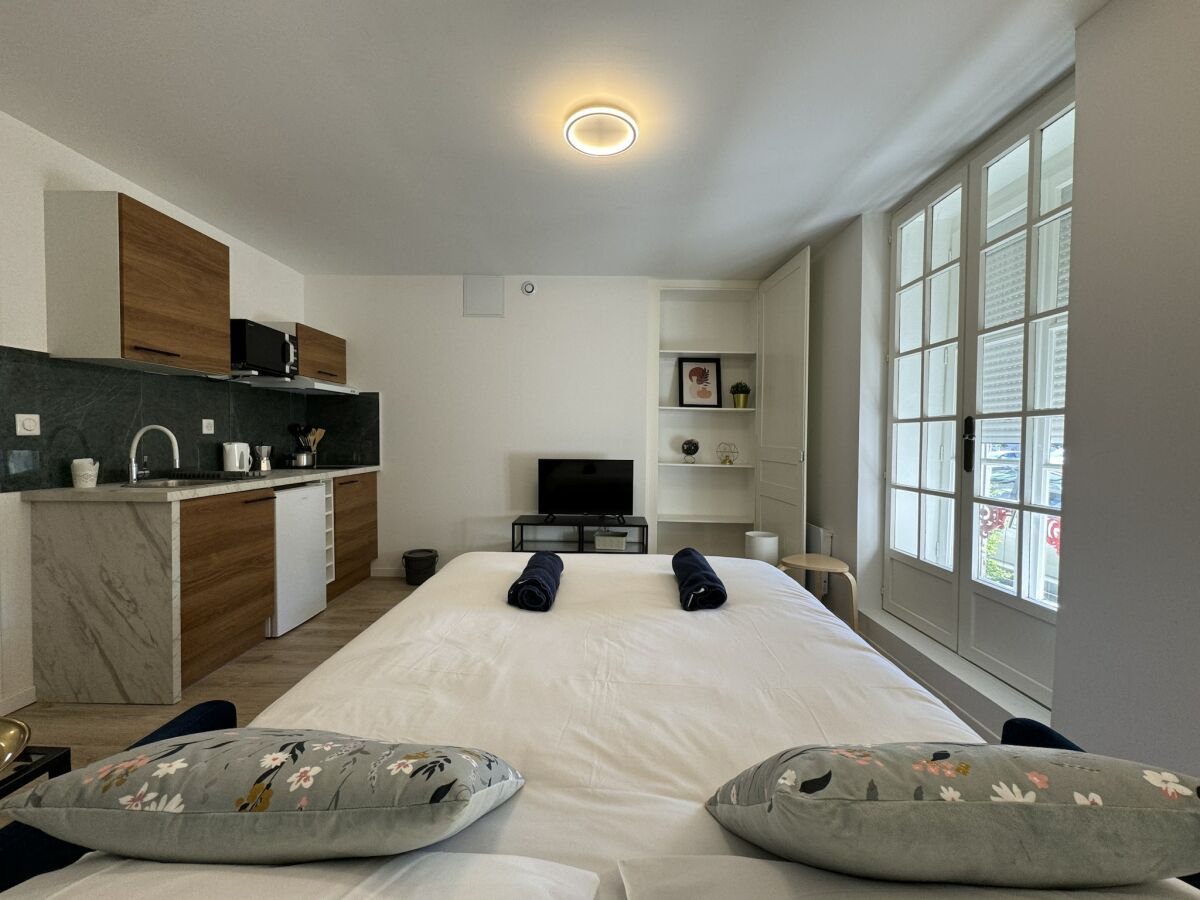 Apartment Apartment in Le Mans with Private Terrace - Features photo 2