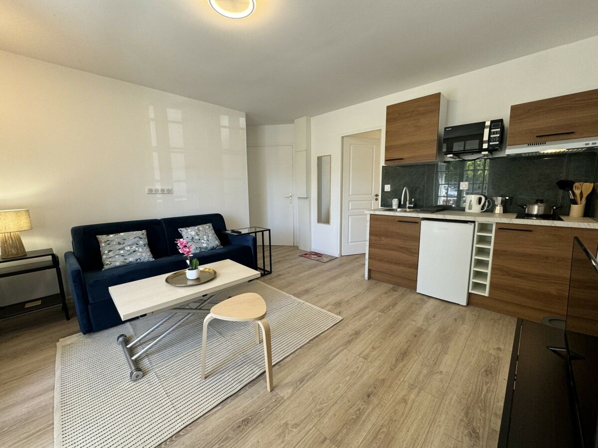 Apartment Apartment in Le Mans with Private Terrace - Features photo 4