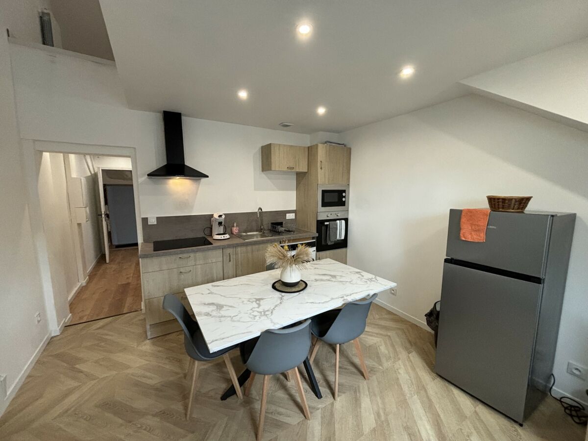 Apartment Apartment in Écommoy near Le Mans Circuit - Features photo 2