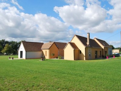 Villa Villa in Moncé-en-Belin nahe Le Mans - Outdoor photo 4