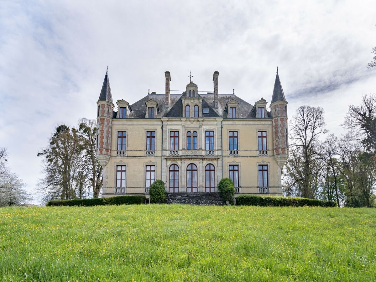Villa Schloss in Sarthe mit beheiztem Pool - Outdoor photo 5