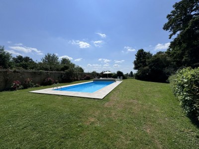 Villa Schloss in Sarthe mit beheiztem Pool - Outdoor photo 7