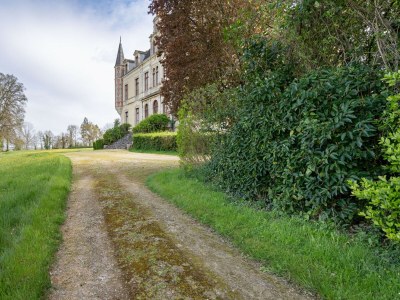 Villa Schloss in Sarthe mit beheiztem Pool - Outdoor photo 9