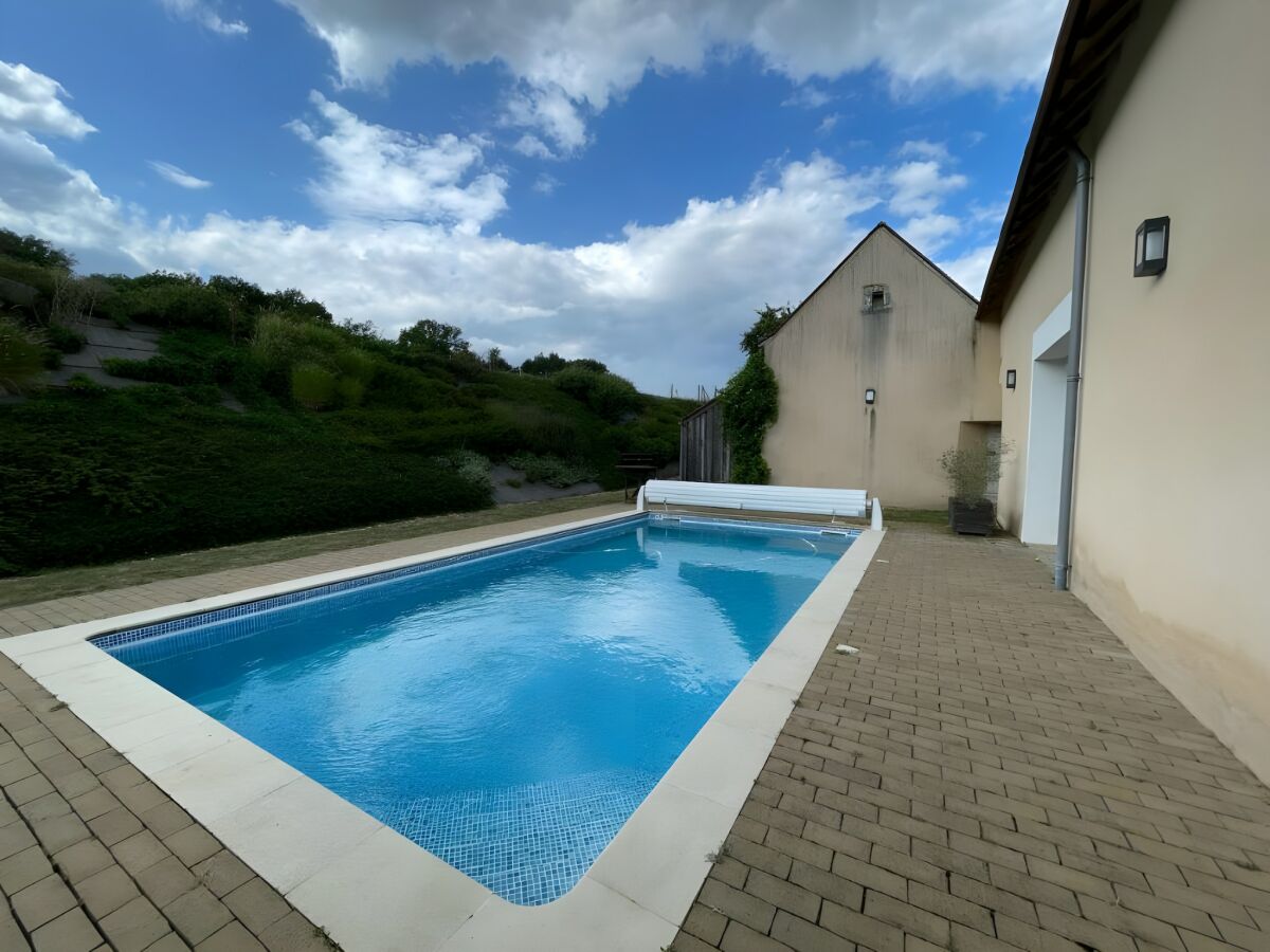 Holiday house Barn in Sarthe with Private Heated Pool - Outdoor photo 4