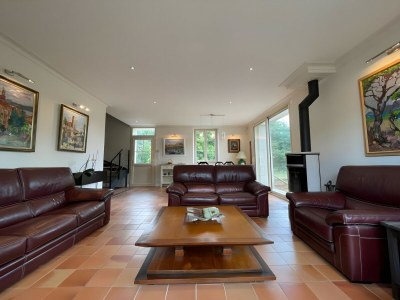 Holiday house Barn in Sarthe with Private Heated Pool - Features photo 11