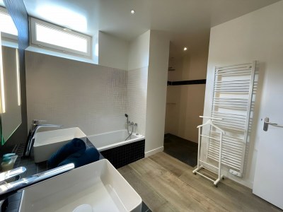 Holiday house Barn in Sarthe with Private Heated Pool - Features photo 28