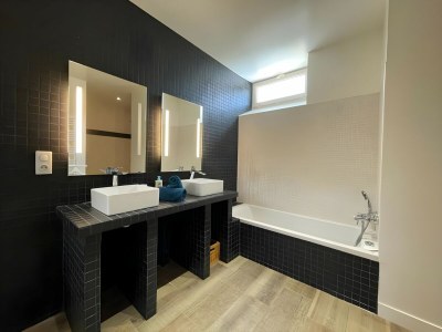 Holiday house Barn in Sarthe with Private Heated Pool - Features photo 29