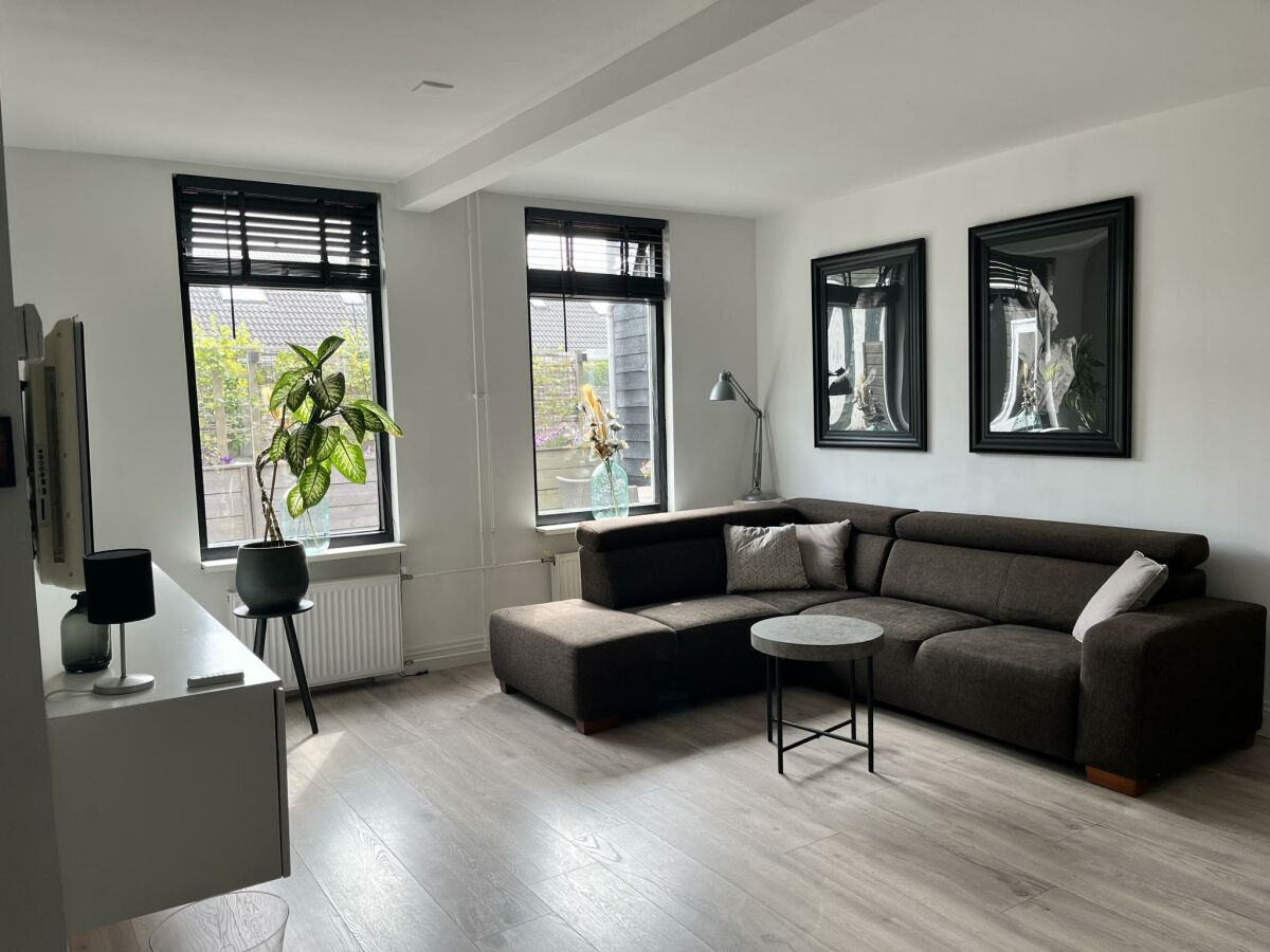 Holiday house Sint Maartensweg 38 - Outdoor photo 3