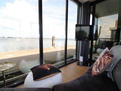House boat Houseboat with sauna & fantastic view Offingawier - Outdoor photo 3
