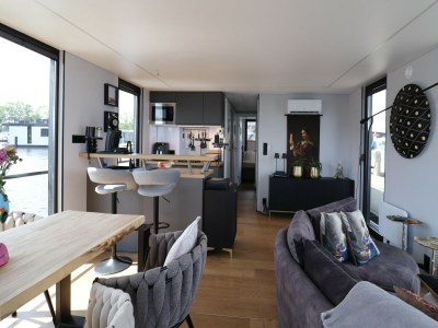 House boat Houseboat with sauna & fantastic view Offingawier - Features photo 12