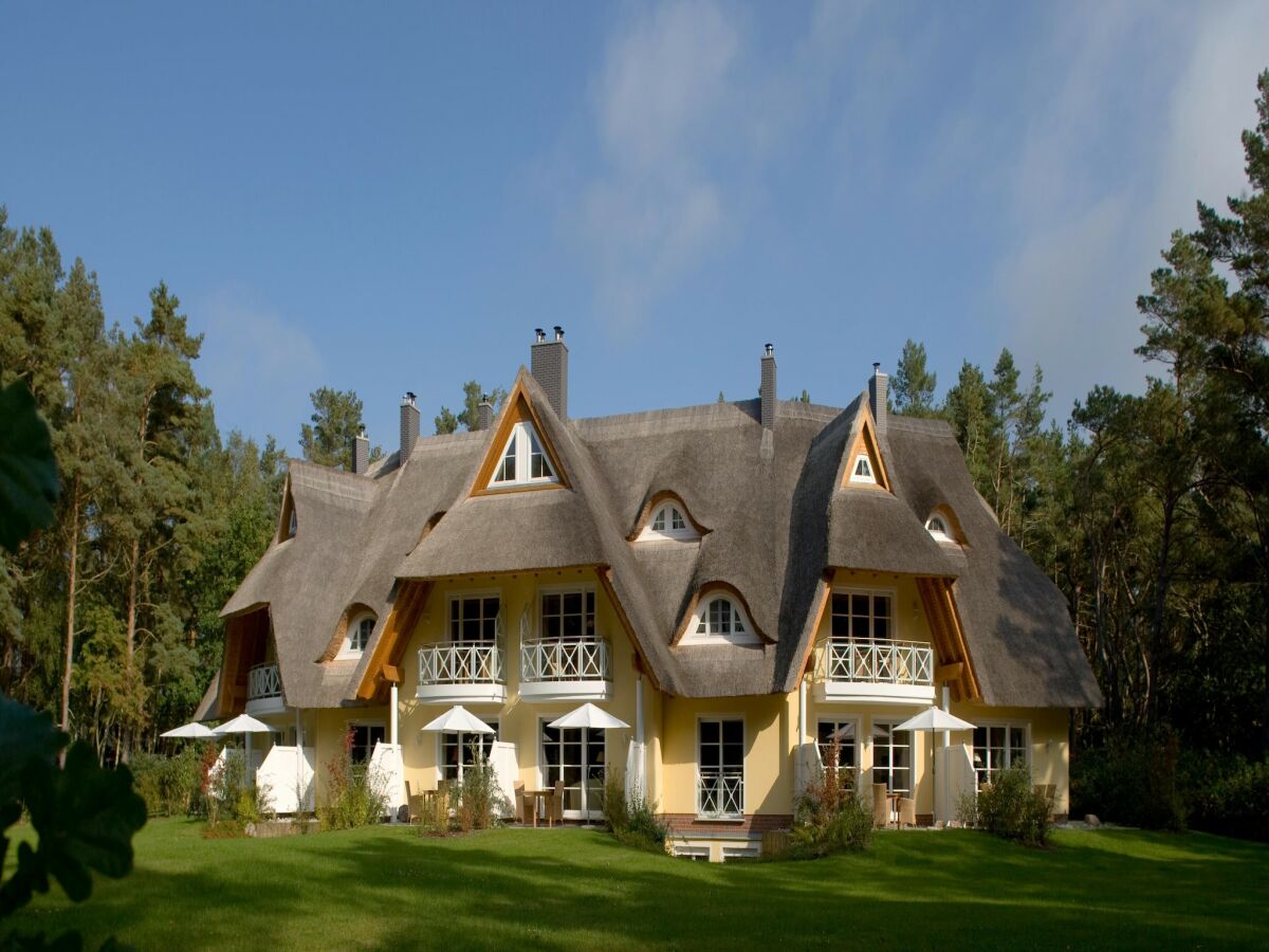 Apartment Ferienwohnung mit Terrasse in Dierhagen - Outdoor photo 4