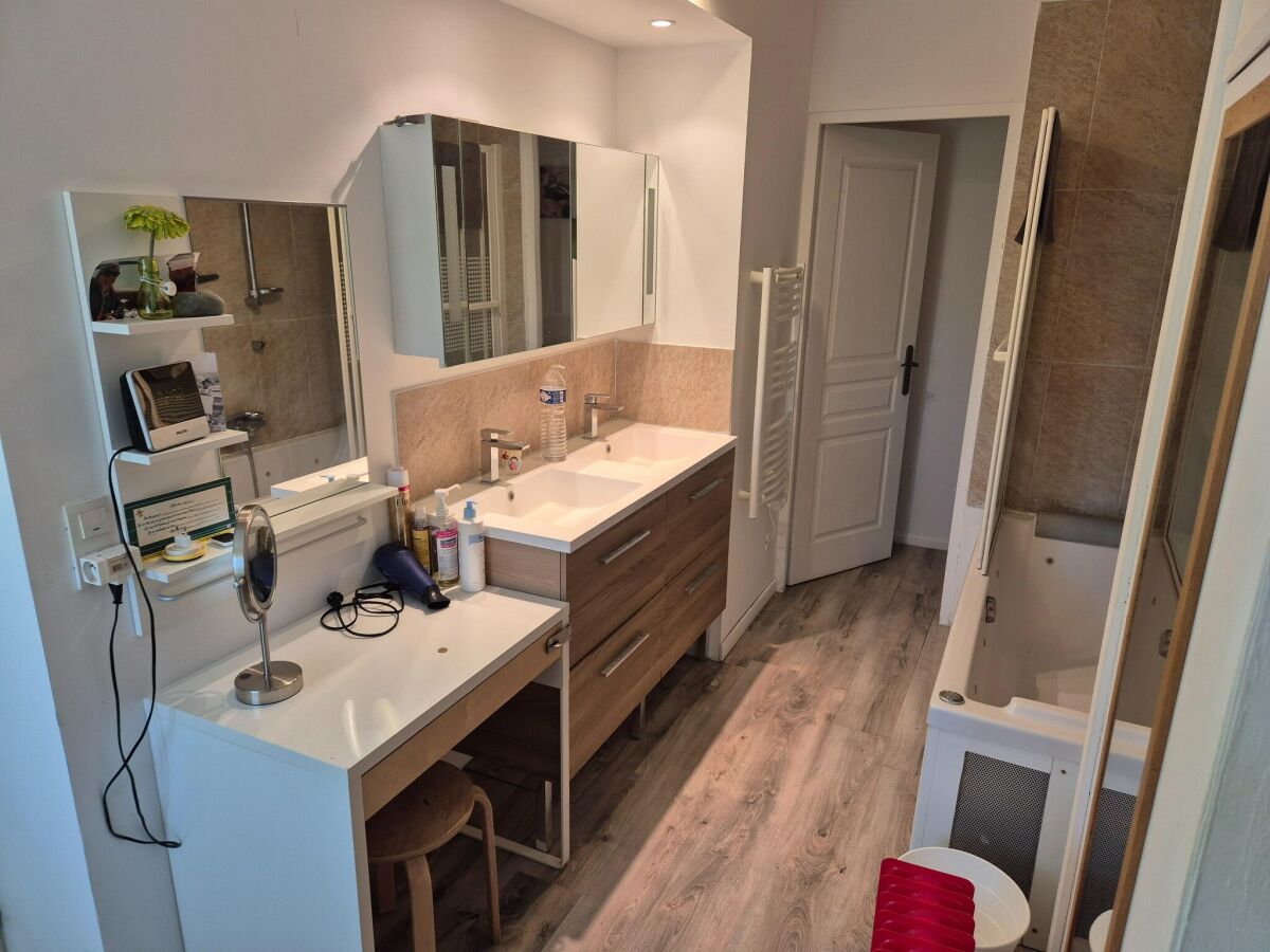 Holiday house Villa in Le Luc mit Pool und Weinbergblick - Outdoor photo 3