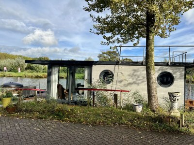 House boat Mi Casita Tiny Boathouse - Outdoor photo 3
