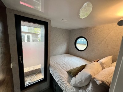 House boat Mi Casita Tiny Boathouse - Features photo 6