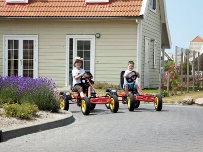 Holiday park Villa in 's-Gravensande am Strand - Outdoor photo 40