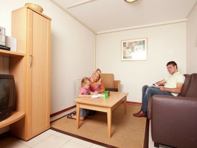 Holiday park Bungalow in den Niederlanden mit Sauna - Features photo 6