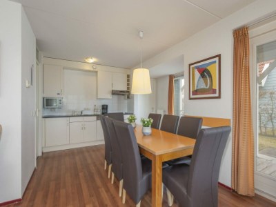 Holiday park Villa in Aquadelta with Garden Terrace - Features photo 10