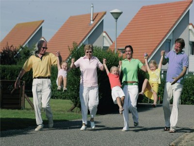 Holiday park Villa in Zeeland near the Beach - Environment photo 20