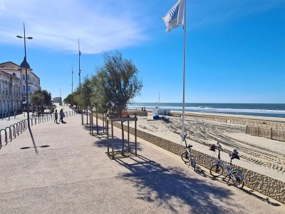 Holiday park Villa in Zeeland near the Beach - Environment photo 25