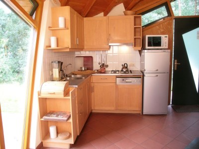 Holiday park Bungalow in Herperduin with Private Garden - Features photo 7