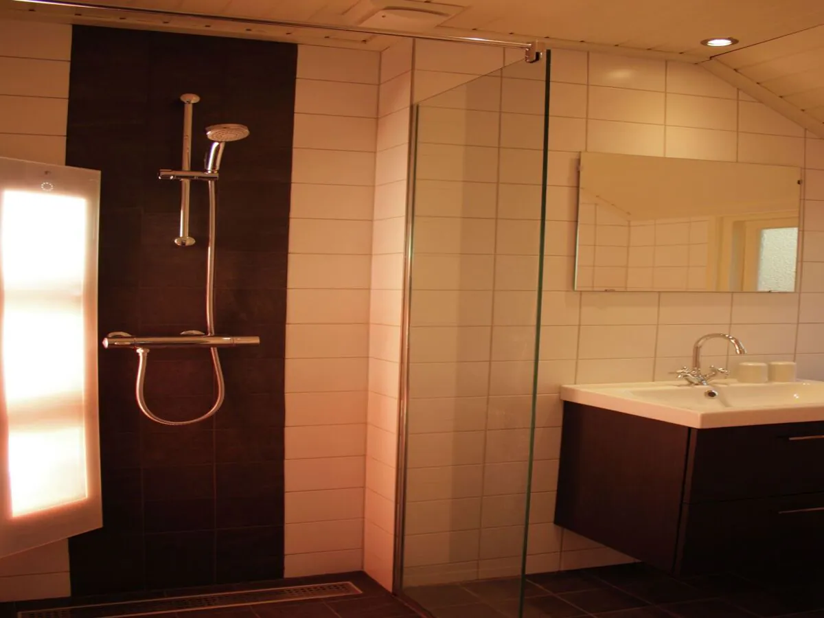 Holiday park Forest Villa in Herperduin with Bubble Bath - Features photo 3