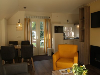 Holiday park Forest Villa in Herperduin with Bubble Bath - Features photo 12