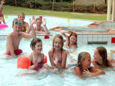 Holiday park Bauernhaus in Herperduin mit Whirlpool - Outdoor photo 4