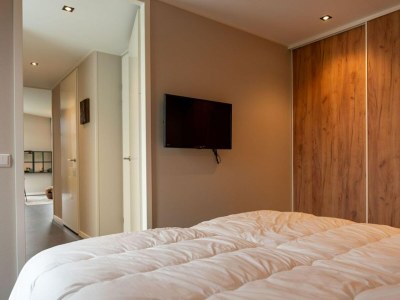 Holiday house Luxury holiday home surrounded by water and forest - Features photo 15