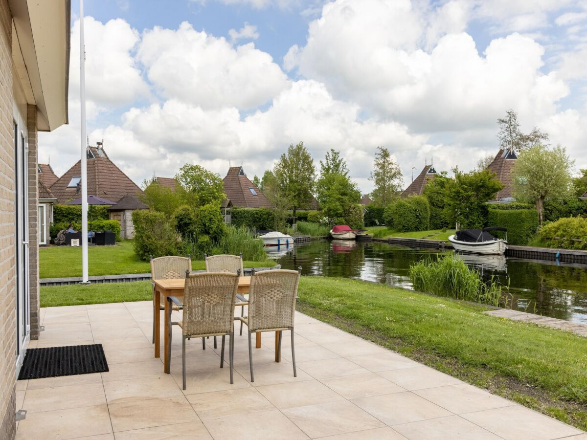 Holiday park Cozy Bungalow with Terrace - Outdoor photo 3