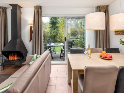 Holiday park Restyled house with fireplace, surrounded by green - Features photo 7
