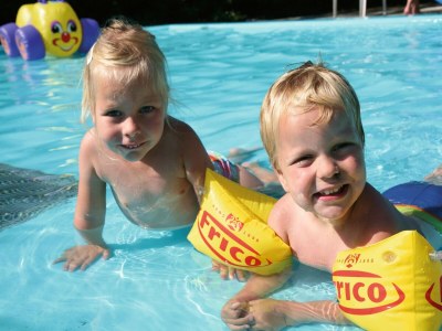 Holiday park Restyled house with fireplace, surrounded by green - Environment photo 19